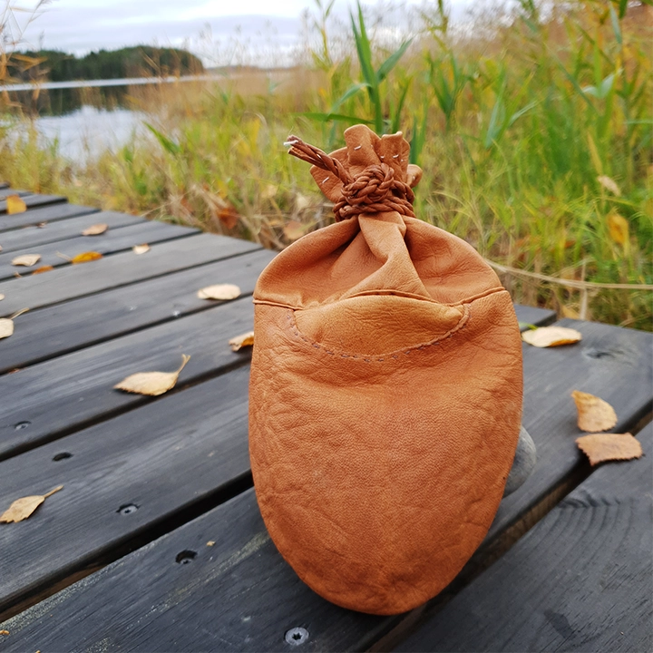 gårdsgarveriet - kaffepåse av skinn